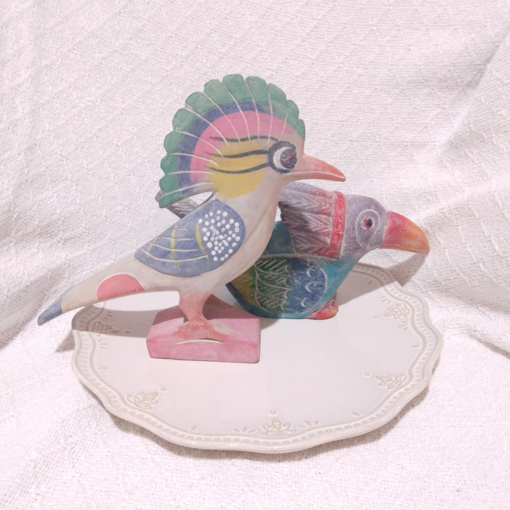Set of Two Wooden Tropical Birds - Picture 4 of 6